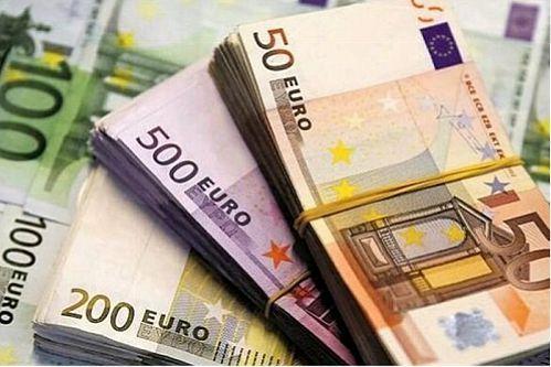 ارز 4200 از بودجه سال آینده حذف شد ارز 4200 از بودجه سال آینده حذف شد