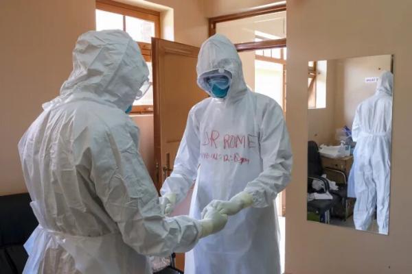 اوگاندا افزایش نگران کننده موارد بیماری مرگبار ابولا را در مرکز این کشور اعلام می نماید
