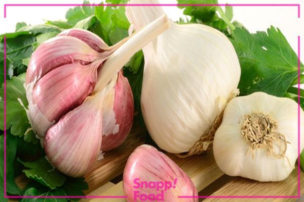 نگهداری سیر تازه با چند ترفند هوشمندانه نگهداری سیر تازه با چند ترفند هوشمندانه
